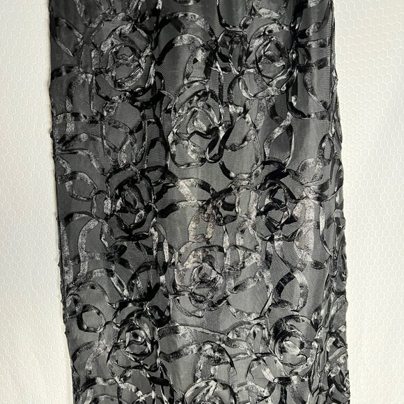 Ladies Appliqued Scarf Black 64 inches in Length - Picture 1 of 1